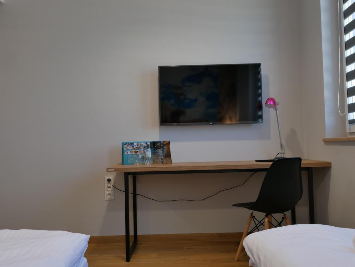 Blue Hotel Kalisz  Bagian luar foto
